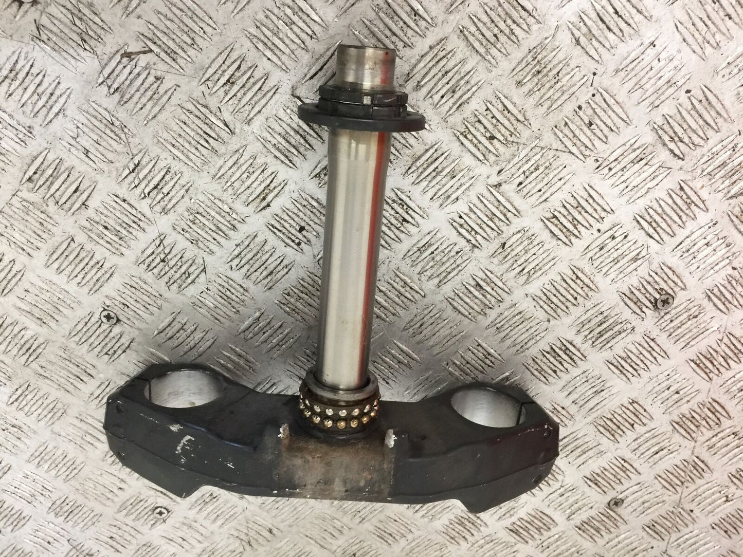 KAWASAKI Z1000 BOTTOM YOKE YEAR 2007-2009 (STOCK 763)