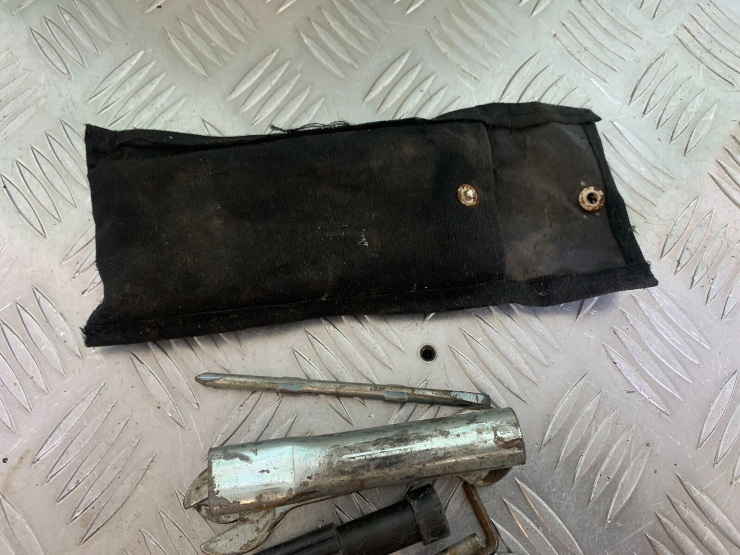 KAWASAKI NINJA 650 TOOL KIT YEAR 2017-2019 (CMB1018)