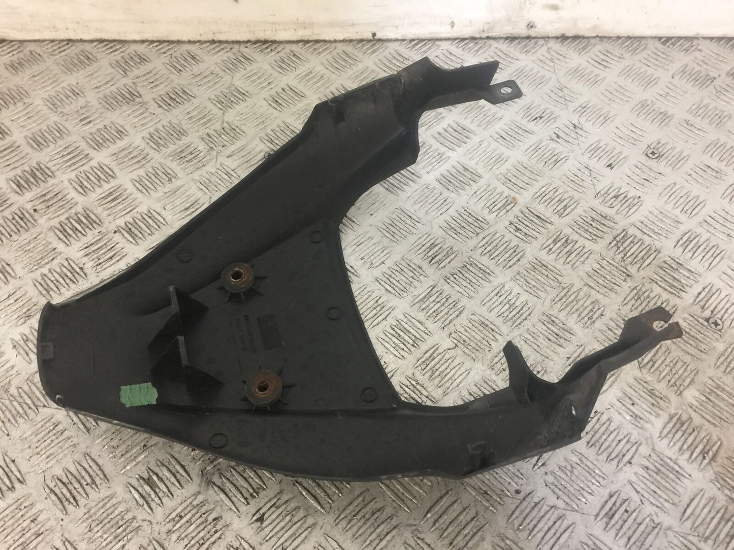 HONDA XL125 VARADERO TAIL PIECE 2004 (STOCK 697)