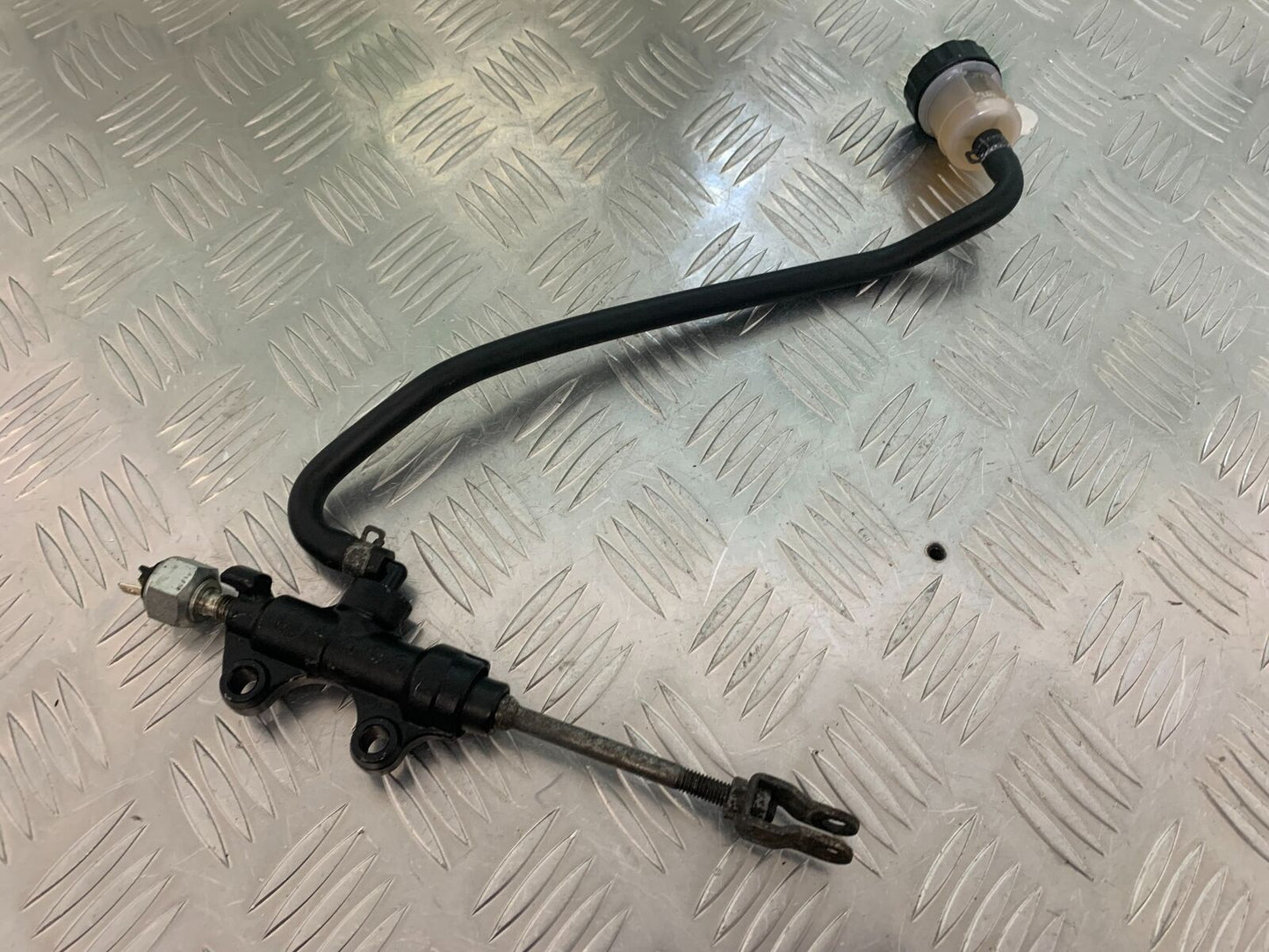TRIUMPH 1050 SPRINT GT REAR MASTER CYLINDER YEAR 2010-2014 (STOCK 979)