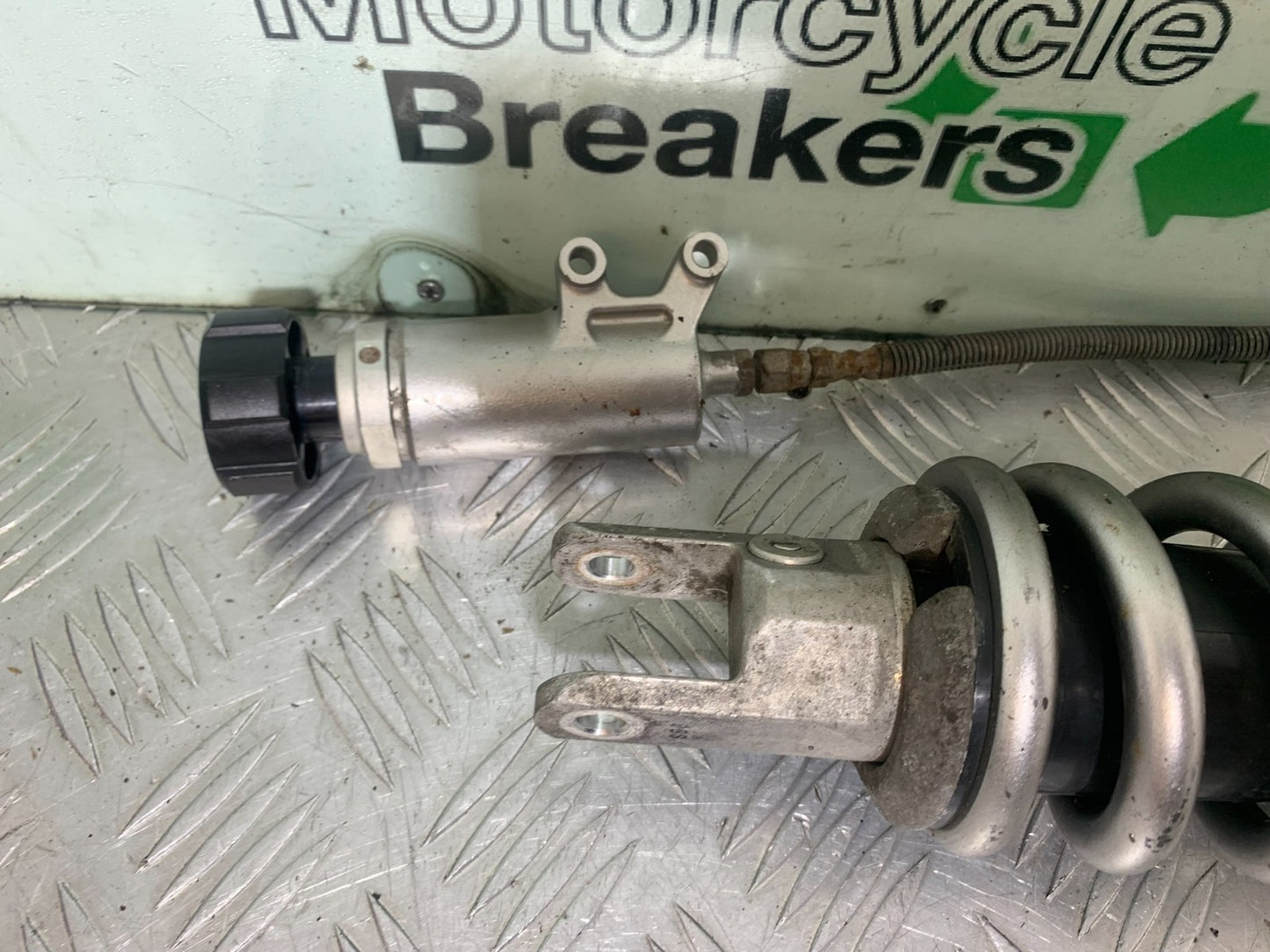 KAWASAKI GTR1400 GTR 1400 REAR SHOCK YEAR 2007-2009 (CMB1174)