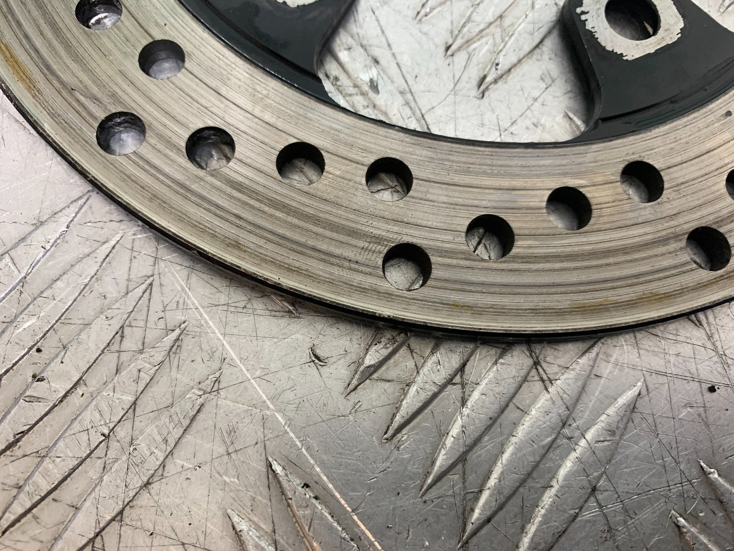 SUZUKI SV1000 SV 1000 S REAR BRAKE DISC YEAR 2003-2007 (CMB1293)