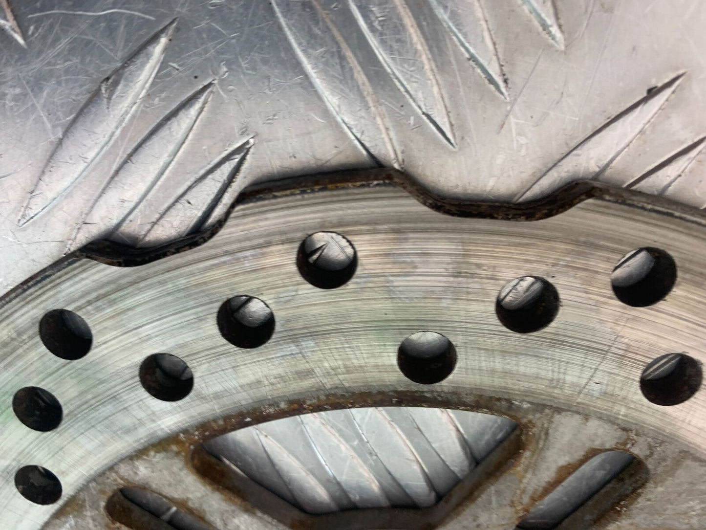 KAWASAKI Z800 Z 800 REAR BRAKE DISC YEAR 2013-2017 (CMB1059)