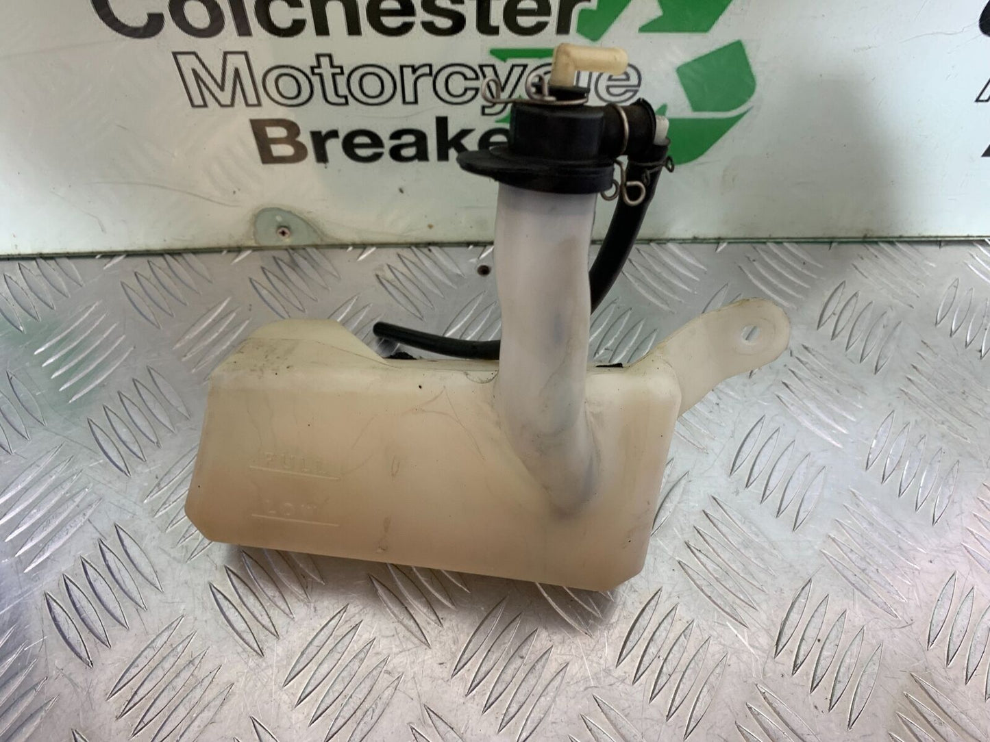 YAMAHA XVS 1300 MIDNIGHT STAR COOLANT BOTTLE YEAR 2007-16 (CMB1027)