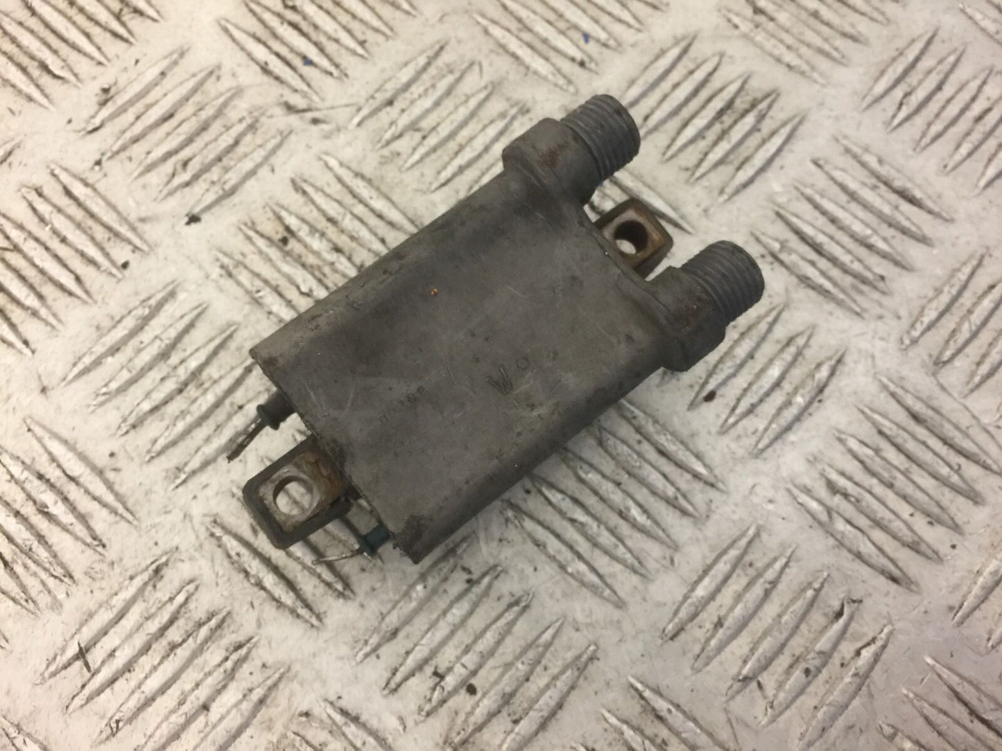 KAWASAKI ZZR1100 ZZR 1100 D COIL YEAR 1994 1999 STOCK 519)