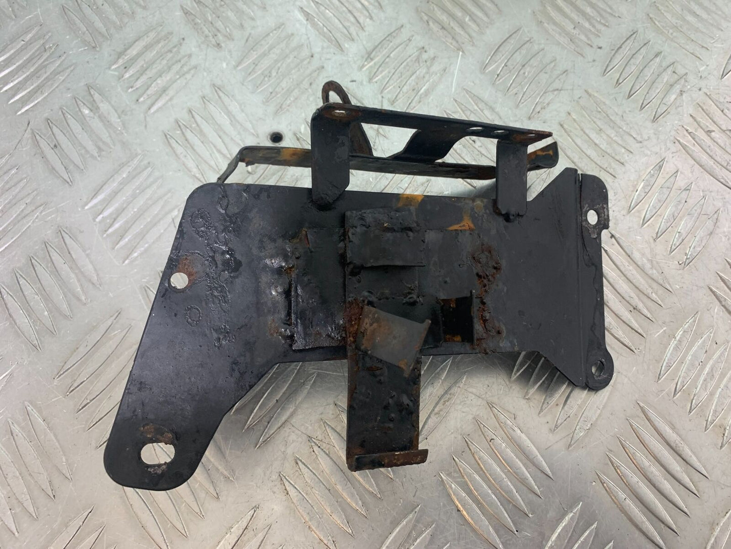 AJS DD125 REGAL RAPTOR BATTERY BOX YEAR 2007 (CMB1061)