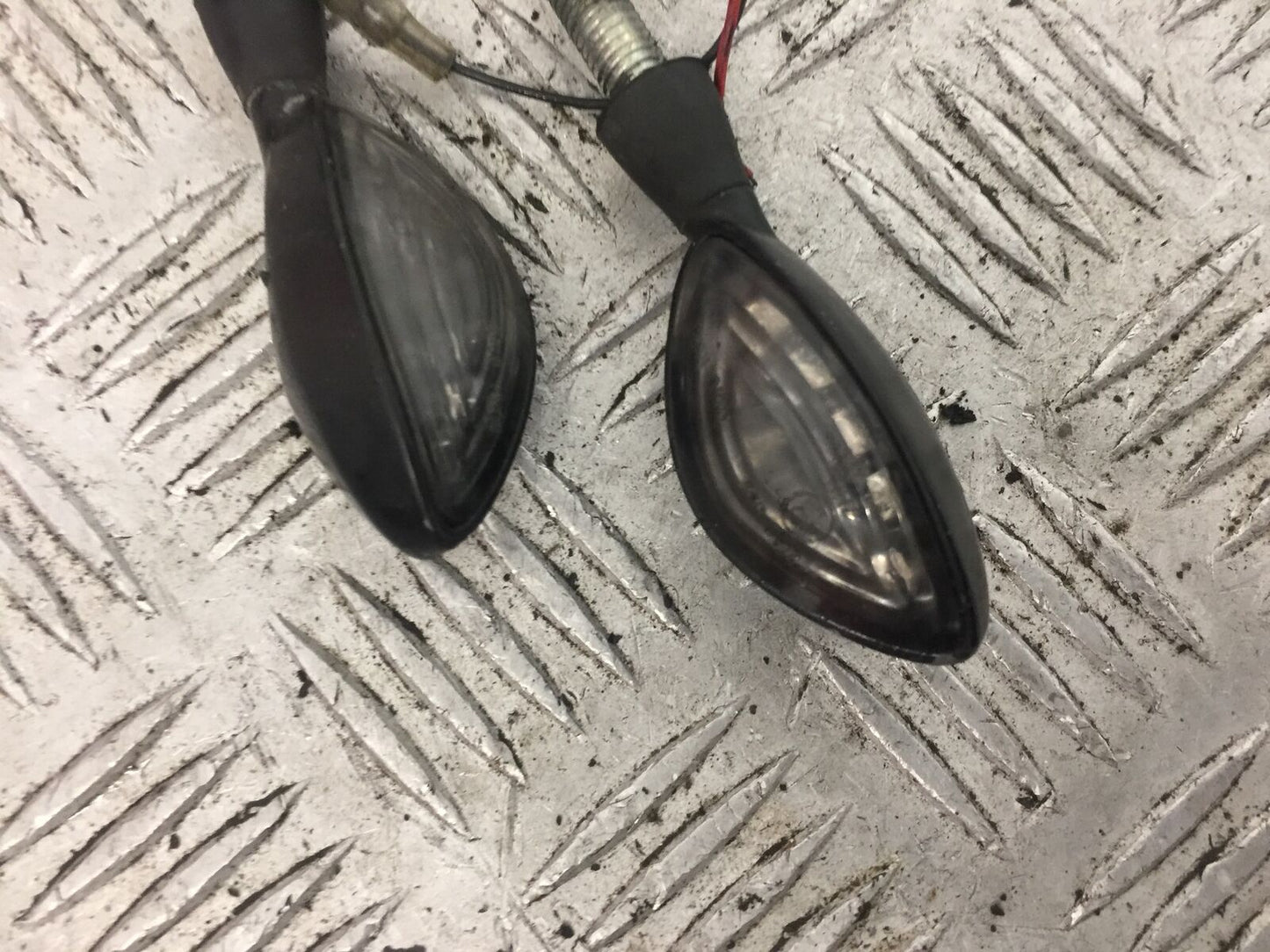 TRIUMPH 600 SPEED FOUR 2 X INDICATORS YEAR 2002 (STOCK 756)
