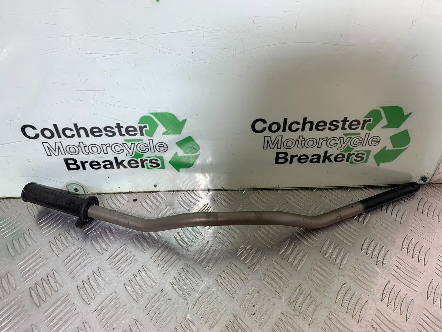 APRILIA SL750 SL 750 SHIVER HANDLEBARS YEAR 2012 (CMB1074)