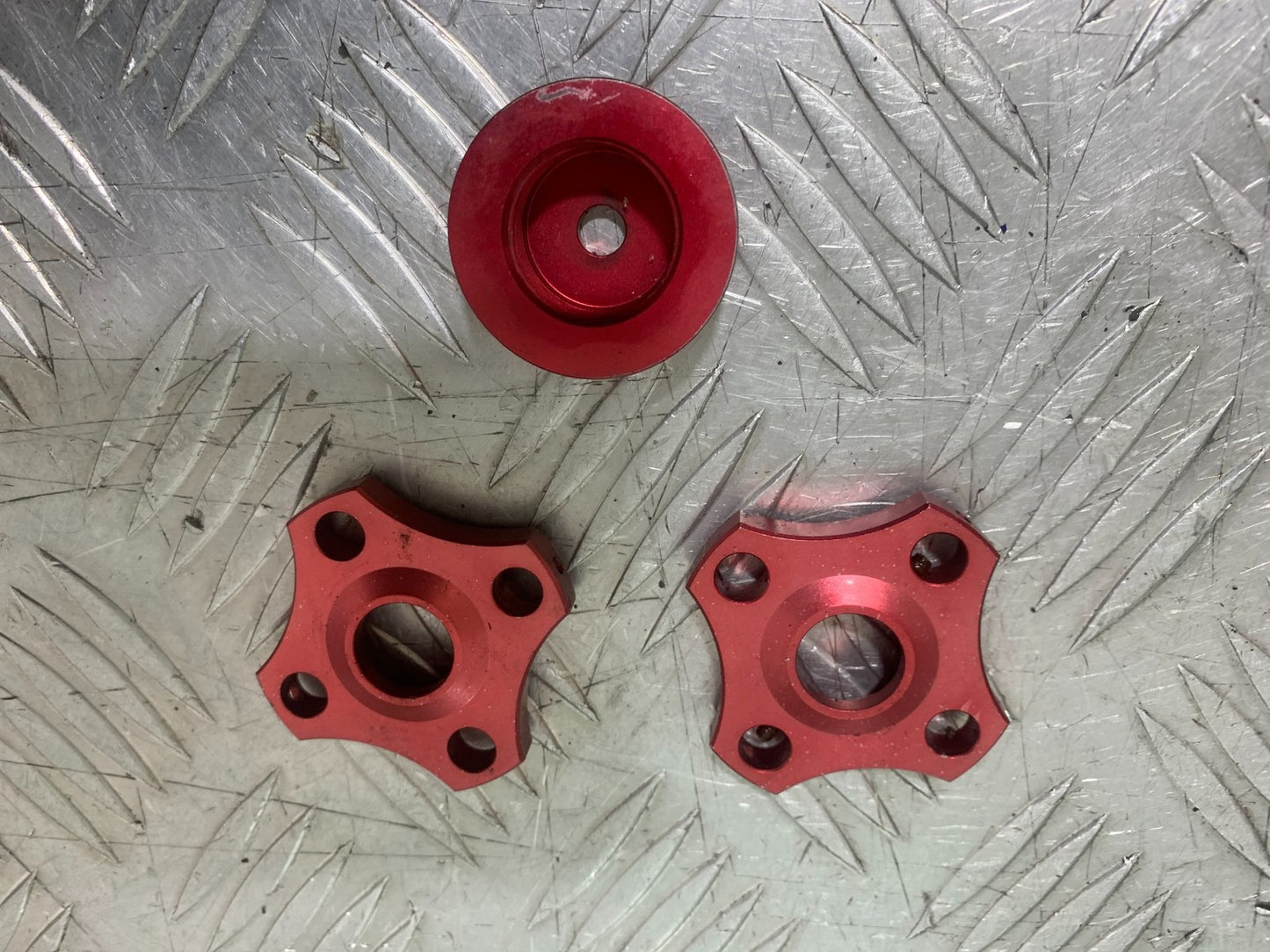 SUZUKI GSXR750 GSXR 750 K4 K5 FORK ADJUSTERS AND YOKE BOLT 2004-2005 (CMB1319)