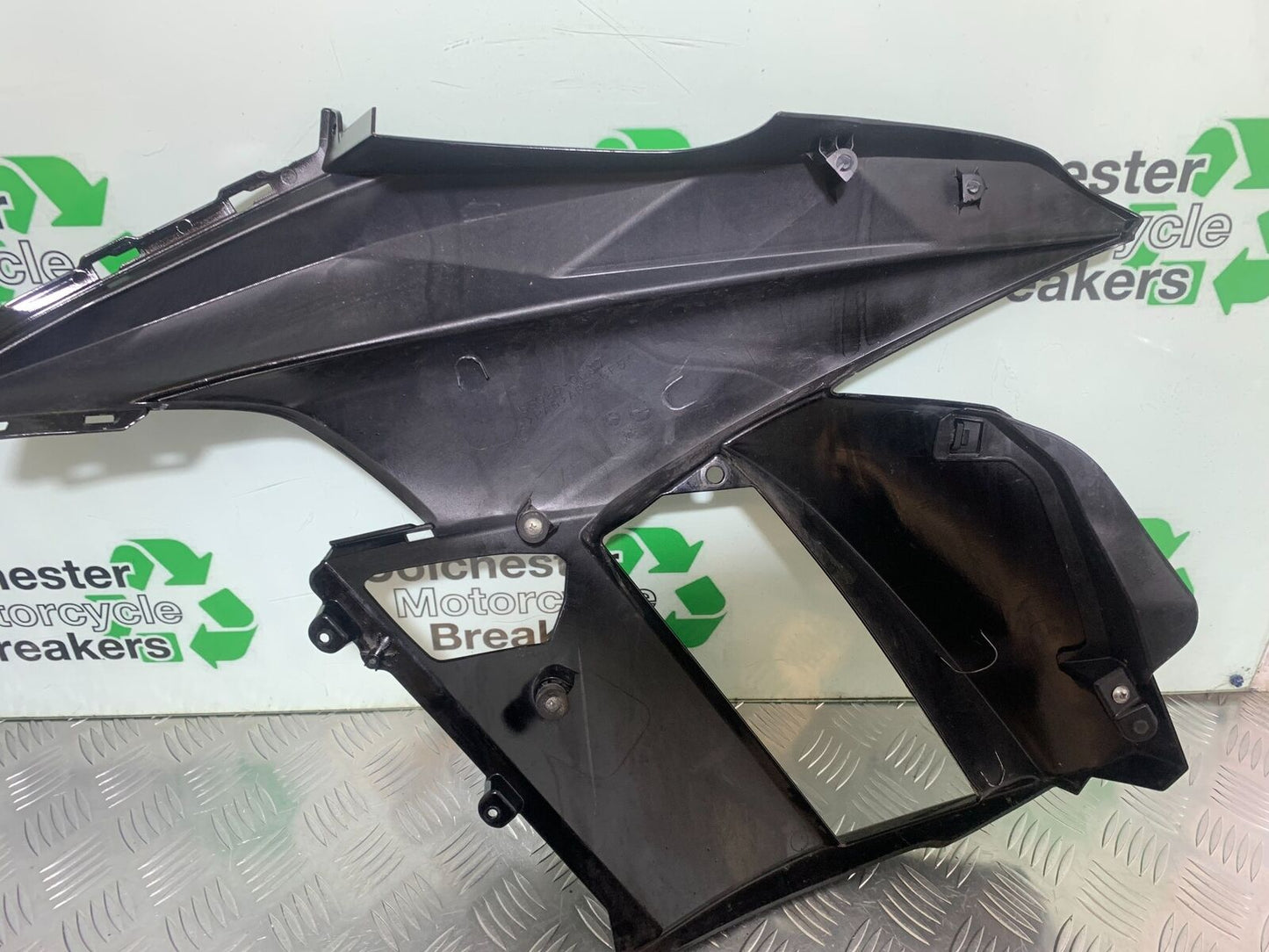 KAWASAKI Z1000 Z 1000 SX RIGHT FAIRING PANEL YEAR 2011-13 (CMB1000)