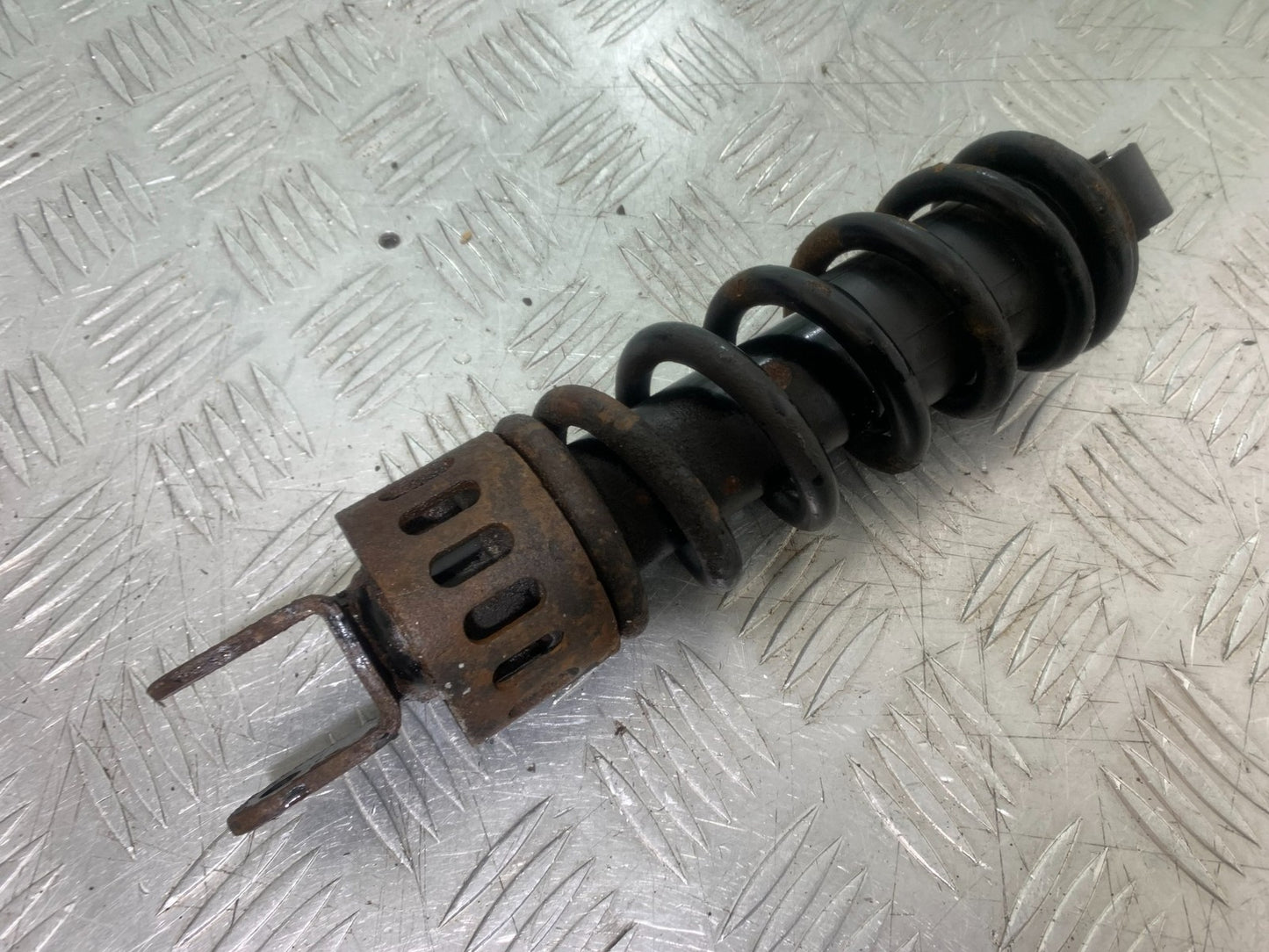 SUZUKI GS500 GS 500 REAR SHOCK YEAR 2001-2008 (CMB1254)