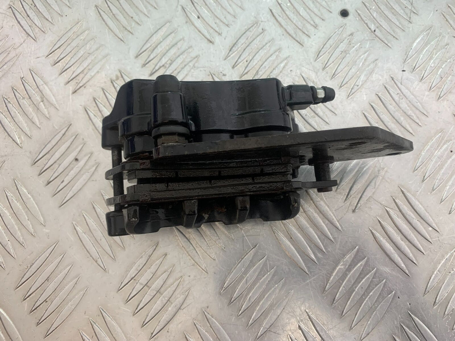BLUROC LEGEND 125 FRONT BRAKE CALIPER YEAR 2022 (CMB1041)