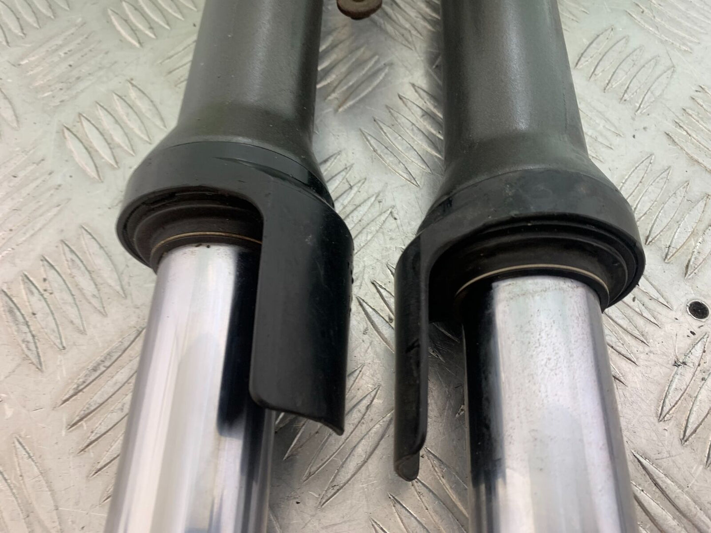 KAWASAKI Z750 Z 750 FORKS YEAR 2004-2006 (CMB1104)
