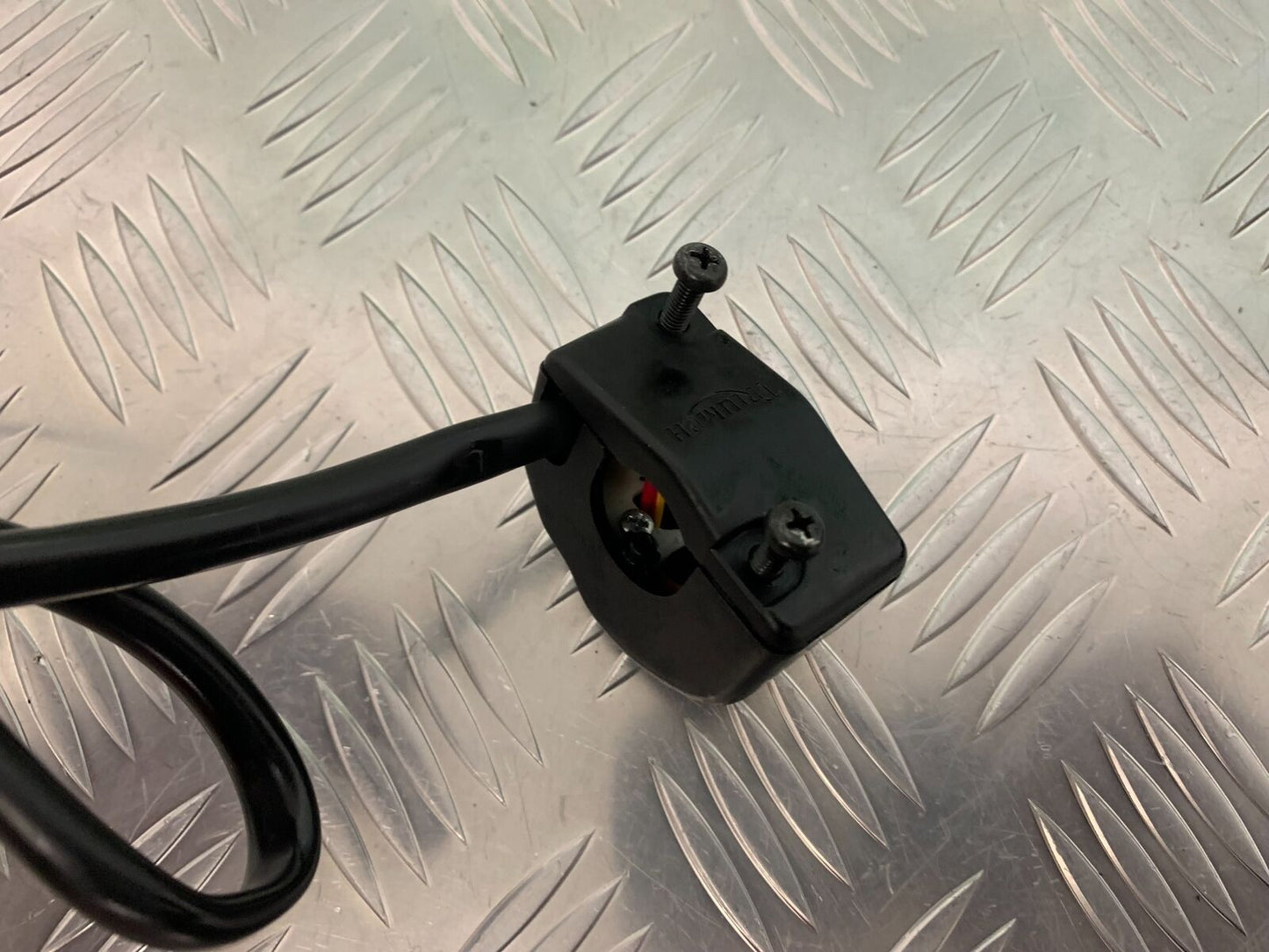 TRIUMPH SPEED TRIPLE R 1050 RIGHT SWITCH GEAR YEAR 2014 (STOCK 934)