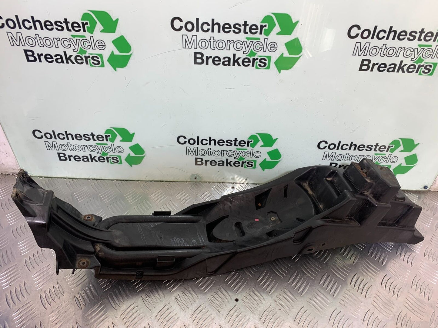 TRIUMPH TIGER 1200 EXPLORER UNDERTRAY YEAR 2012-2015 (STOCK 992)