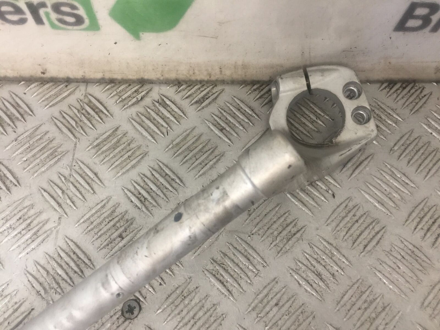 TRIUMPH 1050 SPRINT LEFT HANDLEBAR YEAR 2004-2007 (STOCK 888)
