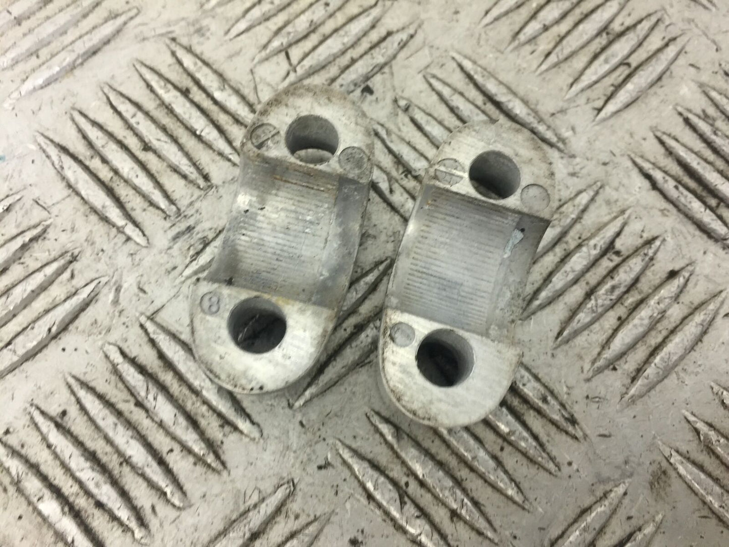 HONDA XL1000 VARADERO BAR CLAMPS YEAR 2002 (STOCK 595)
