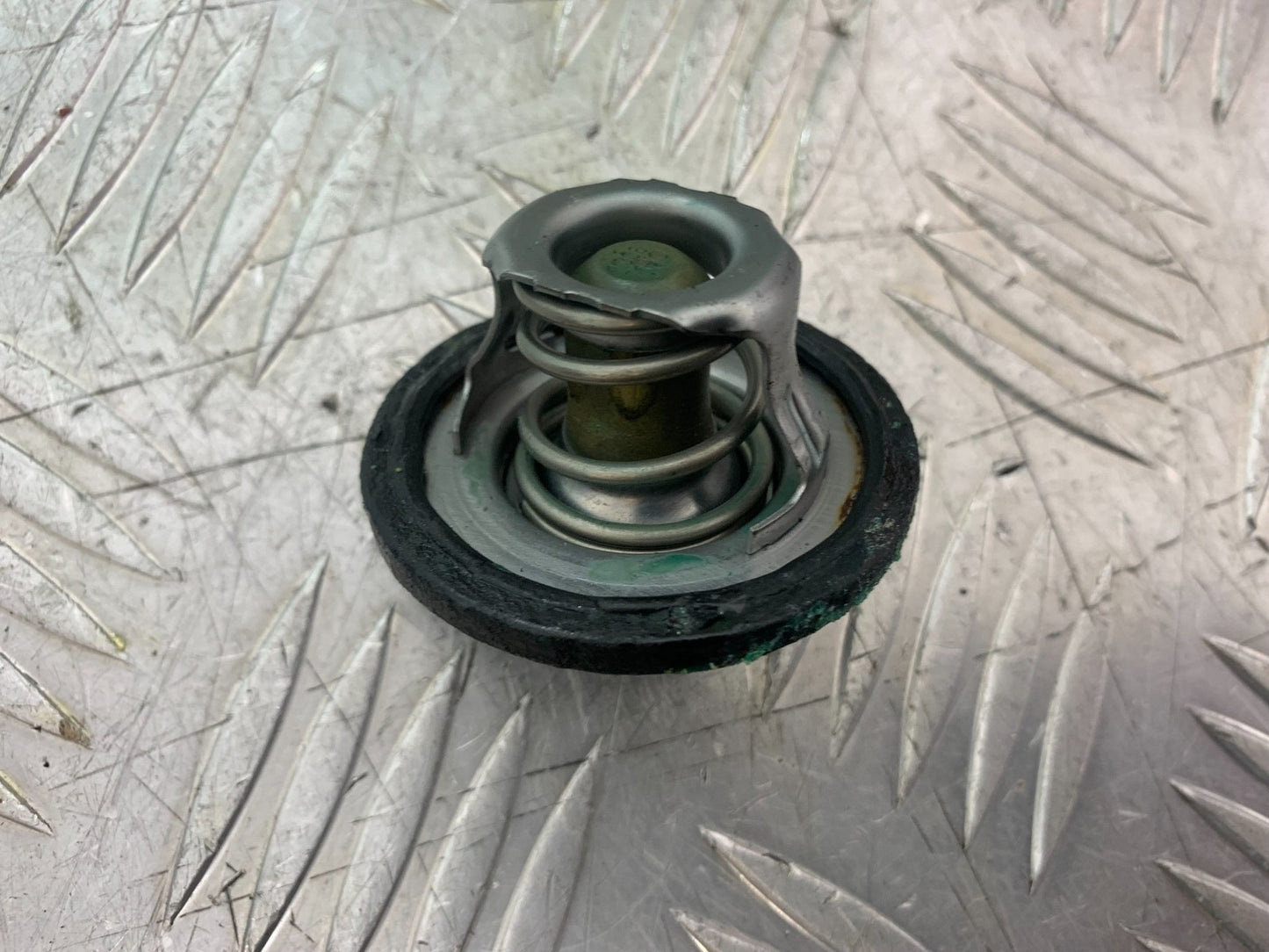 TRIUMPH 675 STREET TRIPLE R THERMOSTAT YEAR 2012 (CMB1221)