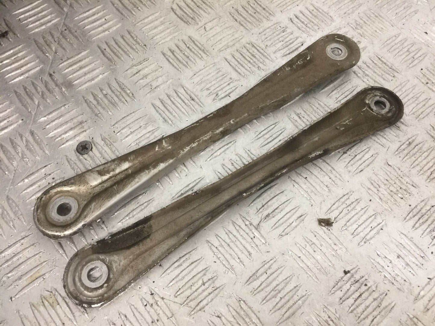 BMW K1200 RS K1200 RS REAR BRAKE ARM YEAR 2000 (STOCK 856)