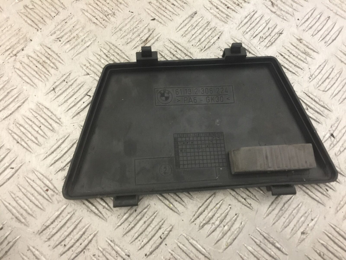 BMW R850 R R850R BATTERY COVER YEAR 1994-2002 (STOCK 831)