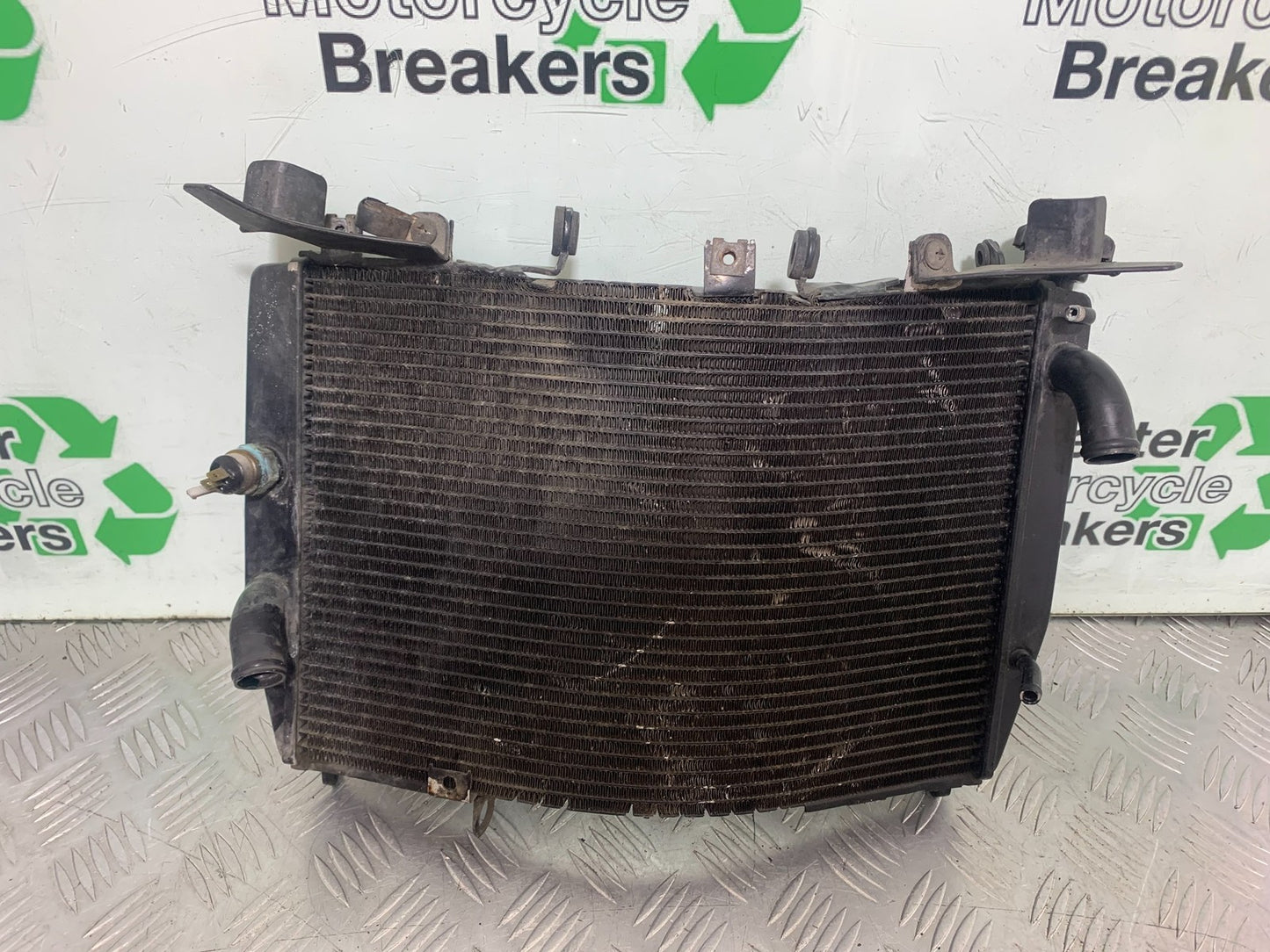 KAWASAKI ZX9R ZX9 C RADIATOR YEAR 1998-99 (CMB1213)