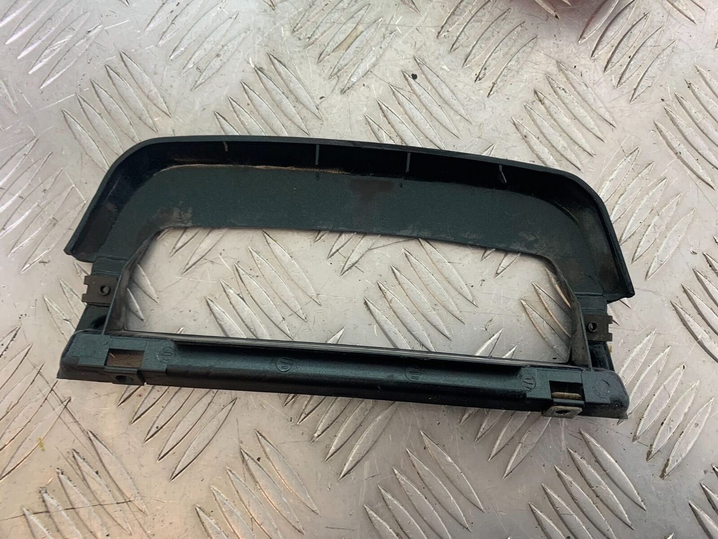 HONDA VFR750 VFR 750 FL-M-N-P REAR LIGHT INFILL YEAR 1990-93 (CMB1093)