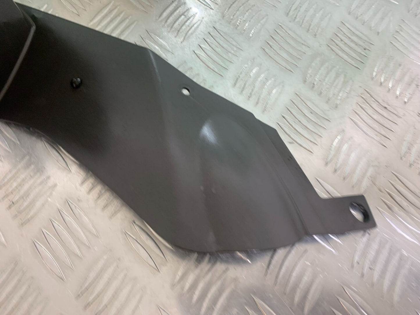 TRIUMPH 600 DAYTONA RIGHT TOP FAIRING INFILL PANEL YEAR 2003-2006 (STOCK 999)