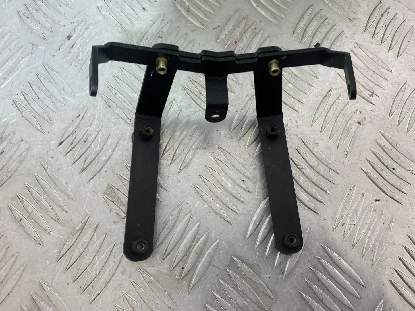 KTM 790 DUKE SCREEN BRACKET YEAR 2018-2021 (CMB11150)