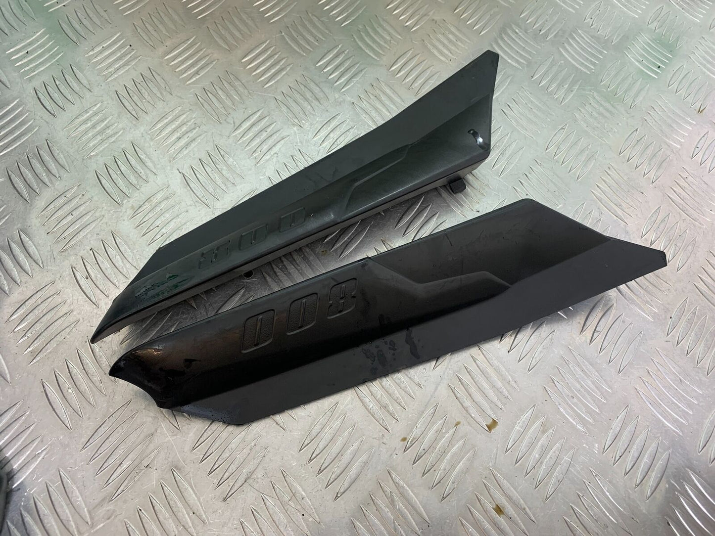 TRIUMPH TIGER 800 XC INFILL COVERS YEAR 2011-2014 (CMB1022)