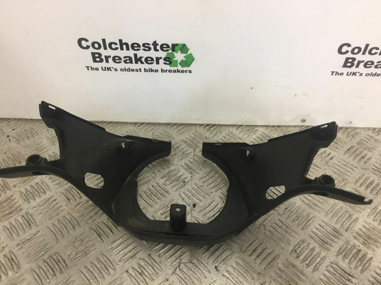 YAMAHA TMAX 500 T MAX 500 XP500 XP 500 TOP YOKE BOTTOM COVER YEAR 2004 2007