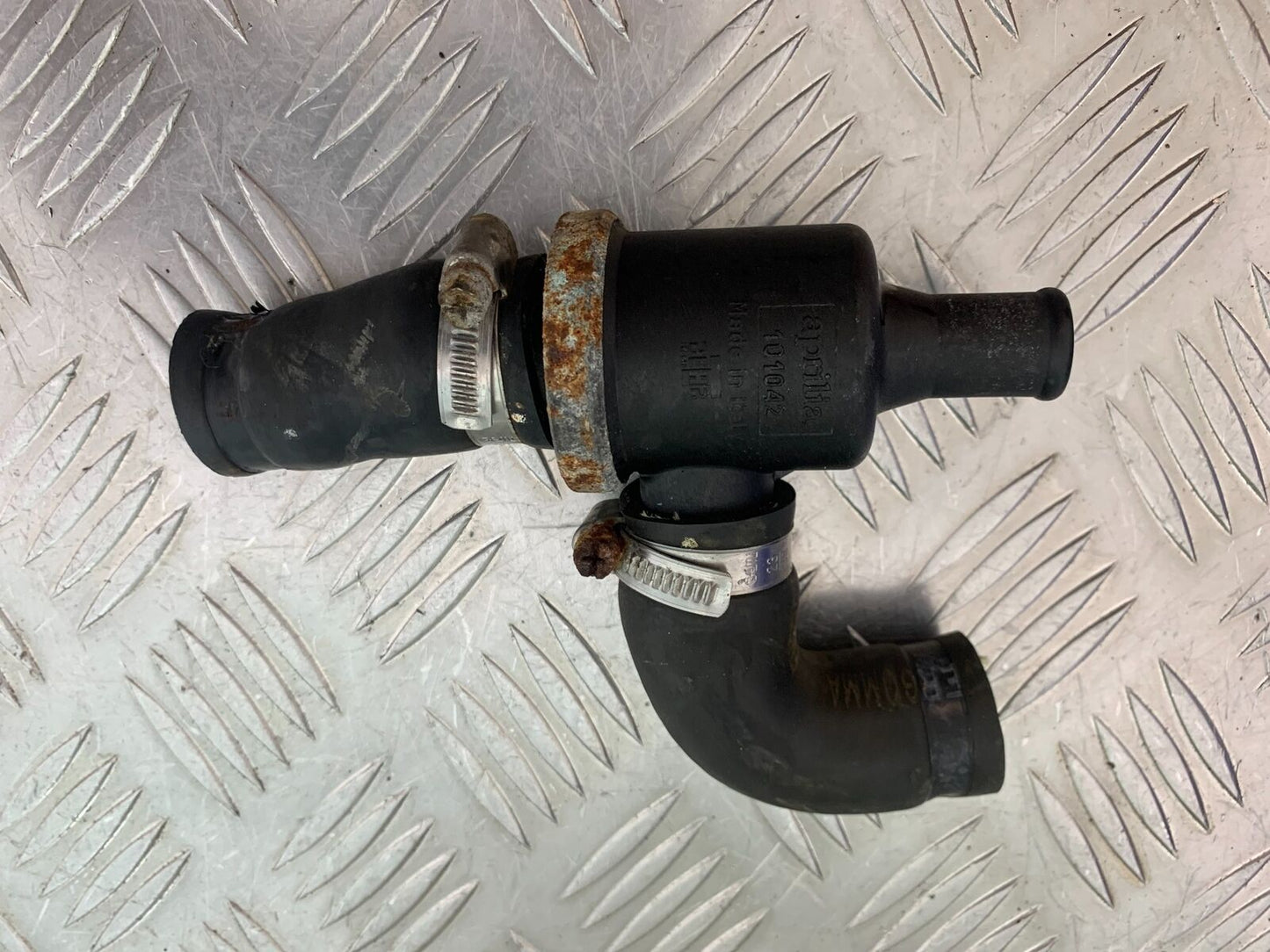 APRILIA FUTURA RST 1000 THERMOSTAT YEAR 2001-2005 (CMB1033)