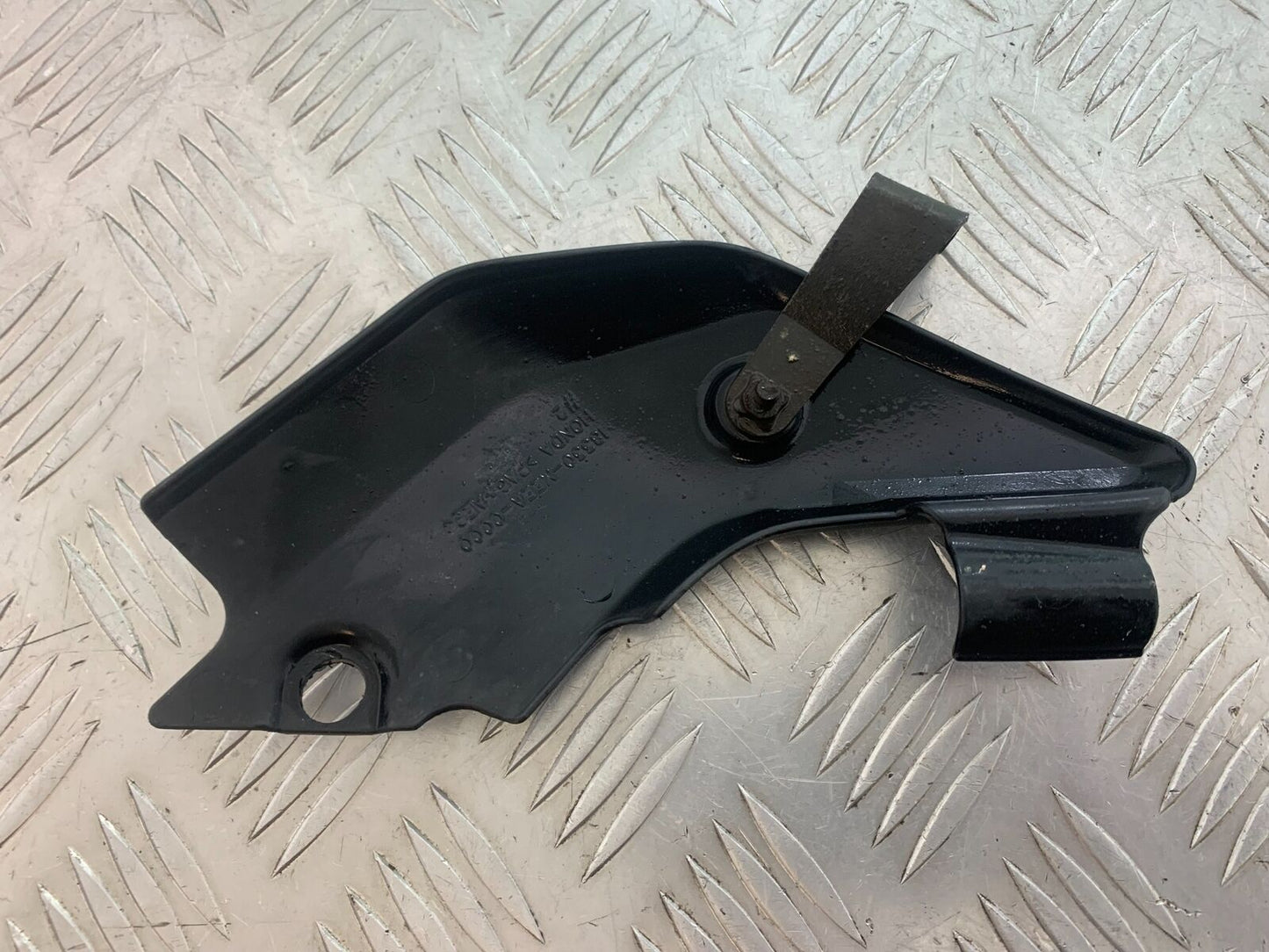 HONDA CBR600 CBR 600 RR EXHAUAST SHIELD YEAR 2003-2004 CMB1086)