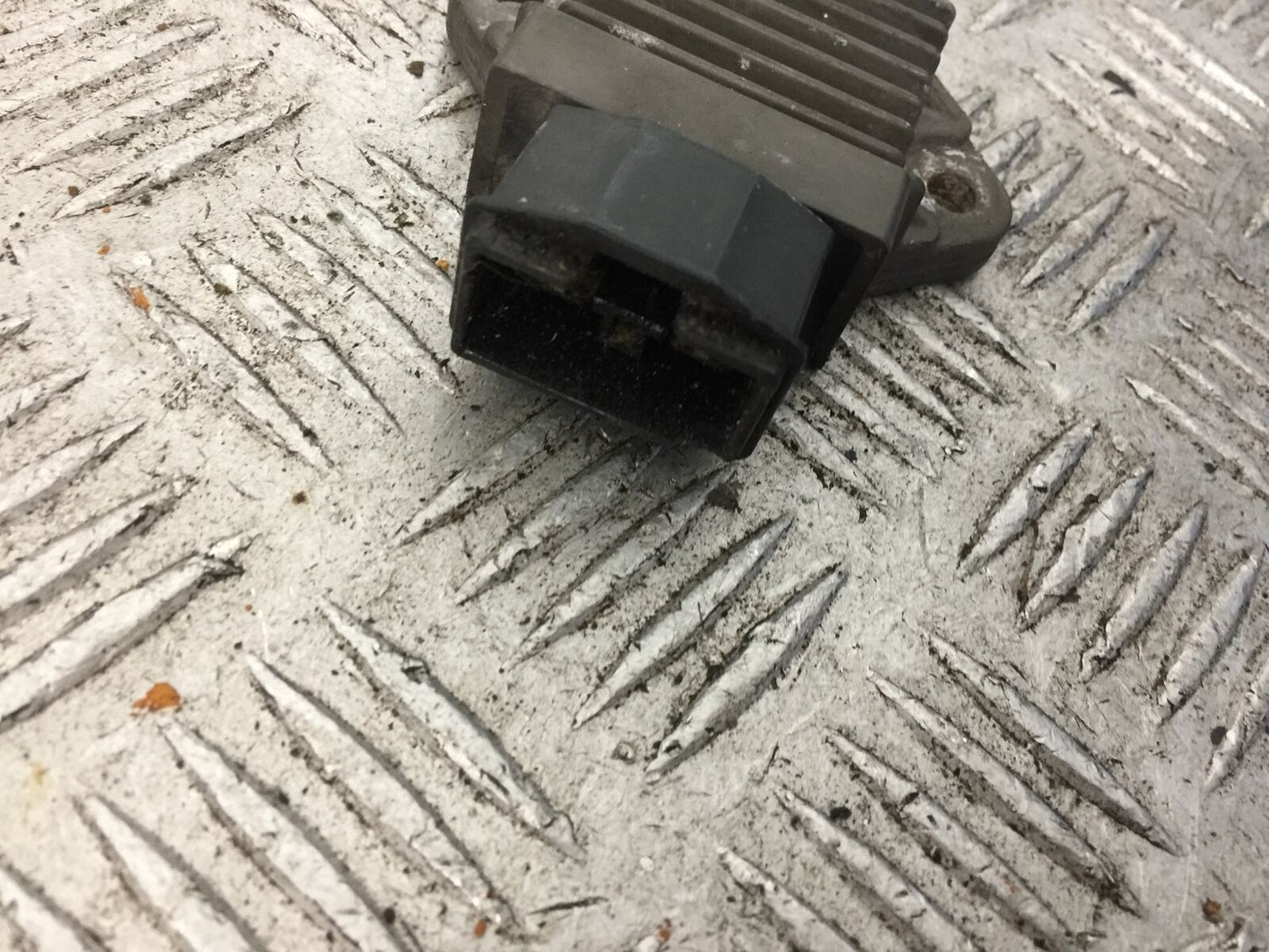 HONDA CBR600 CBR 600 REGULATOR YEAR 1997-98 (STOCK 892)