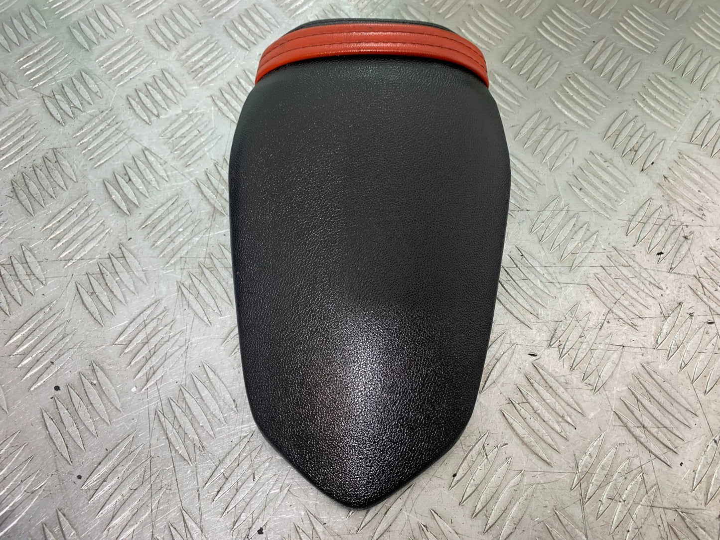 MV AGUSTA 800 F3 REAR SEAT YEAR 2017-2019 (CMB1227)