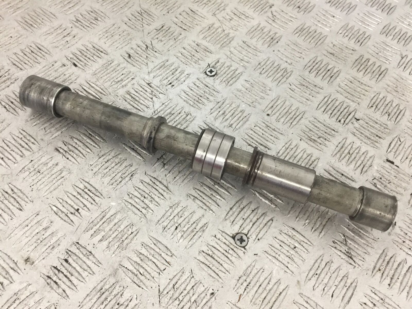 HONDA CBR929 FIREBLADE SWINGARM SPINDLE YEAR 2000-01