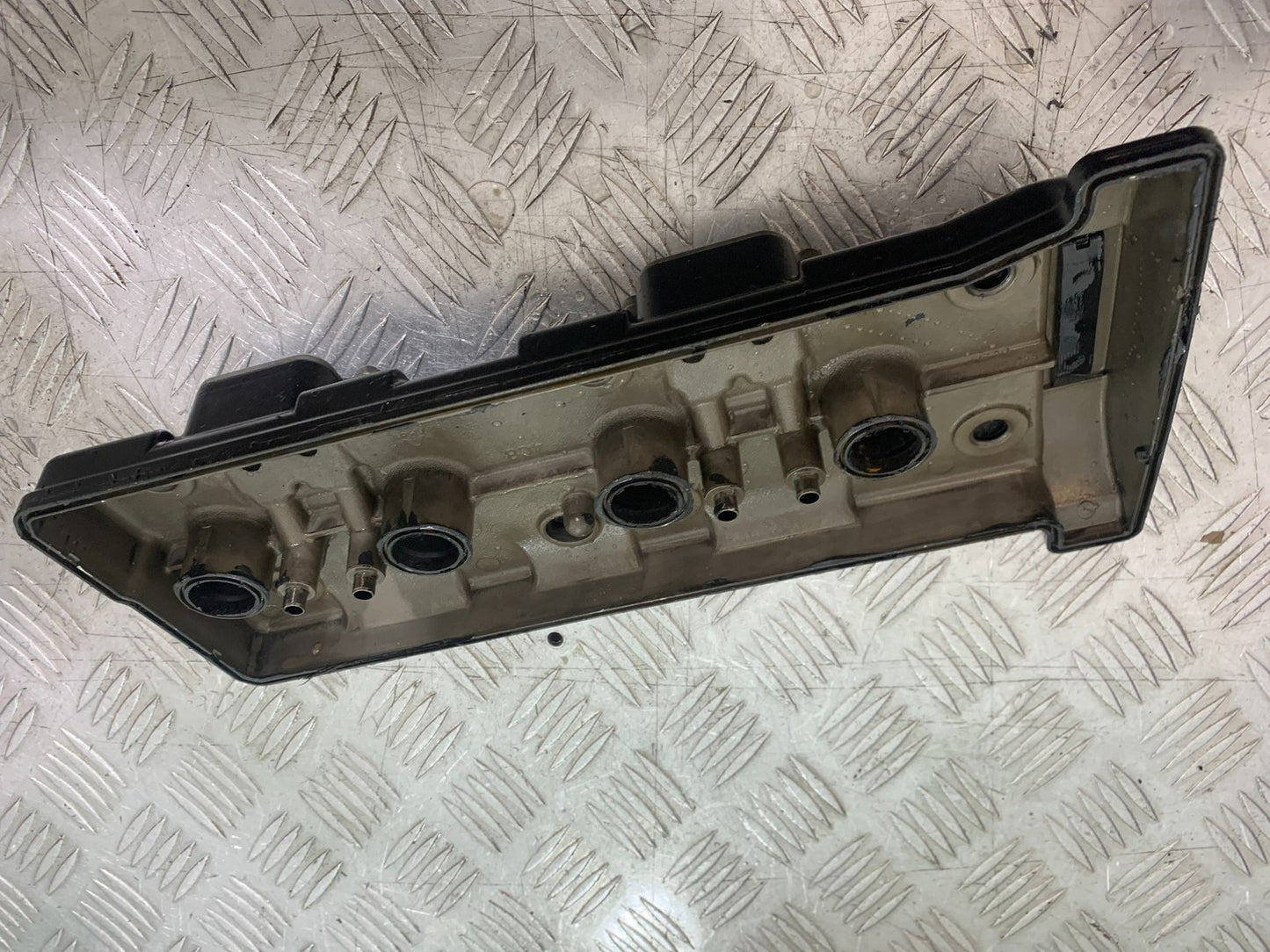 YAMAHA YZF R1 4C8 ROCKER COVER YEAR 2007-2008 (CMB1237)