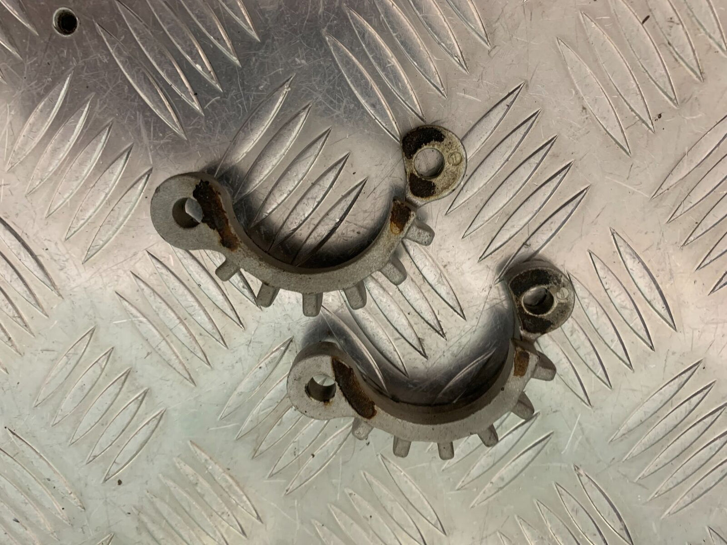 ROYAL ENFIELD 350 CLASSIC EXHAUST CLAMPS YEAR 2022 (STOCK 967)