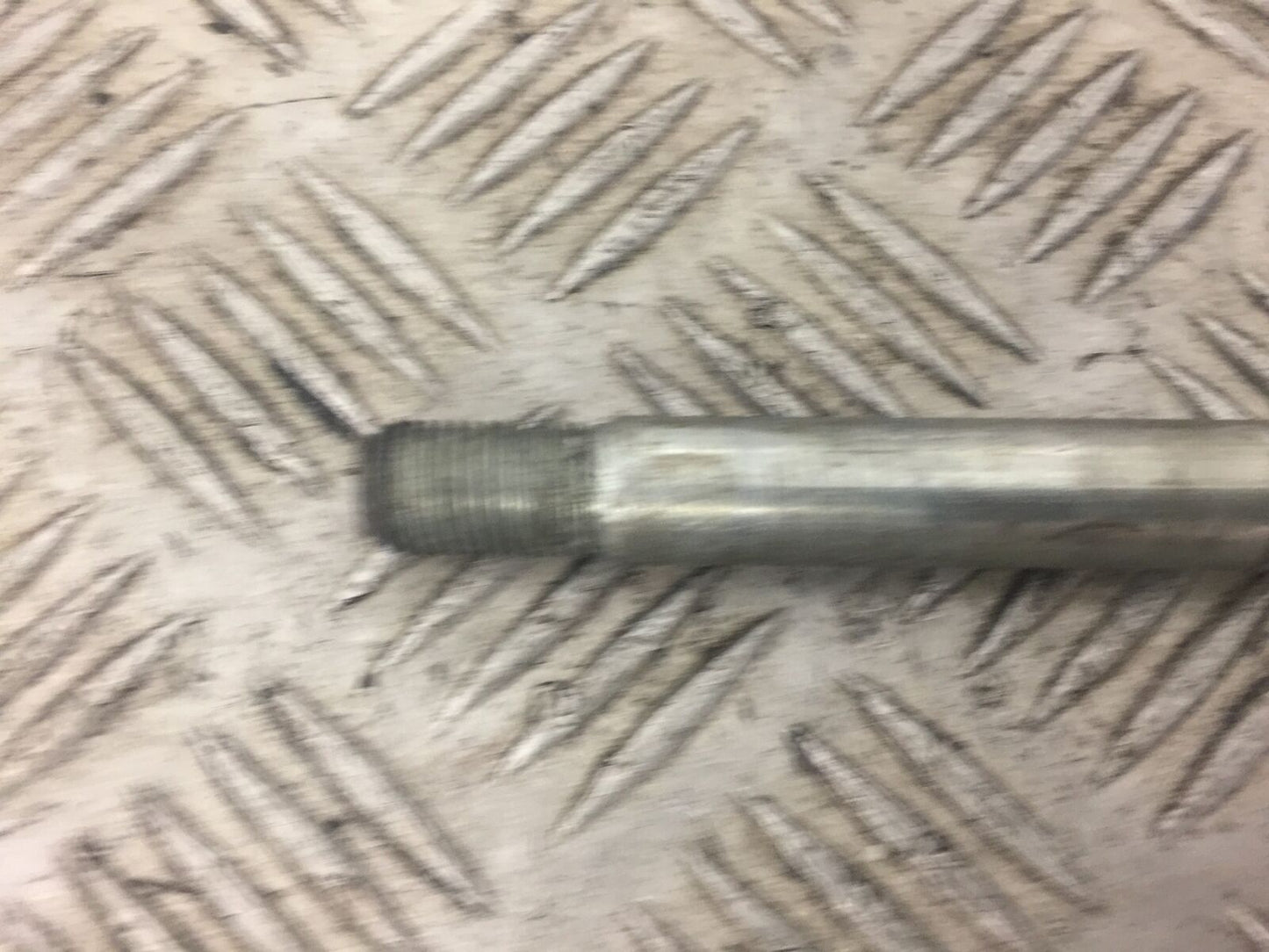 SUZUKI GZ125 GZ 125 MARAUDER FRONT WHEEL SPINDLE YEAR 2002