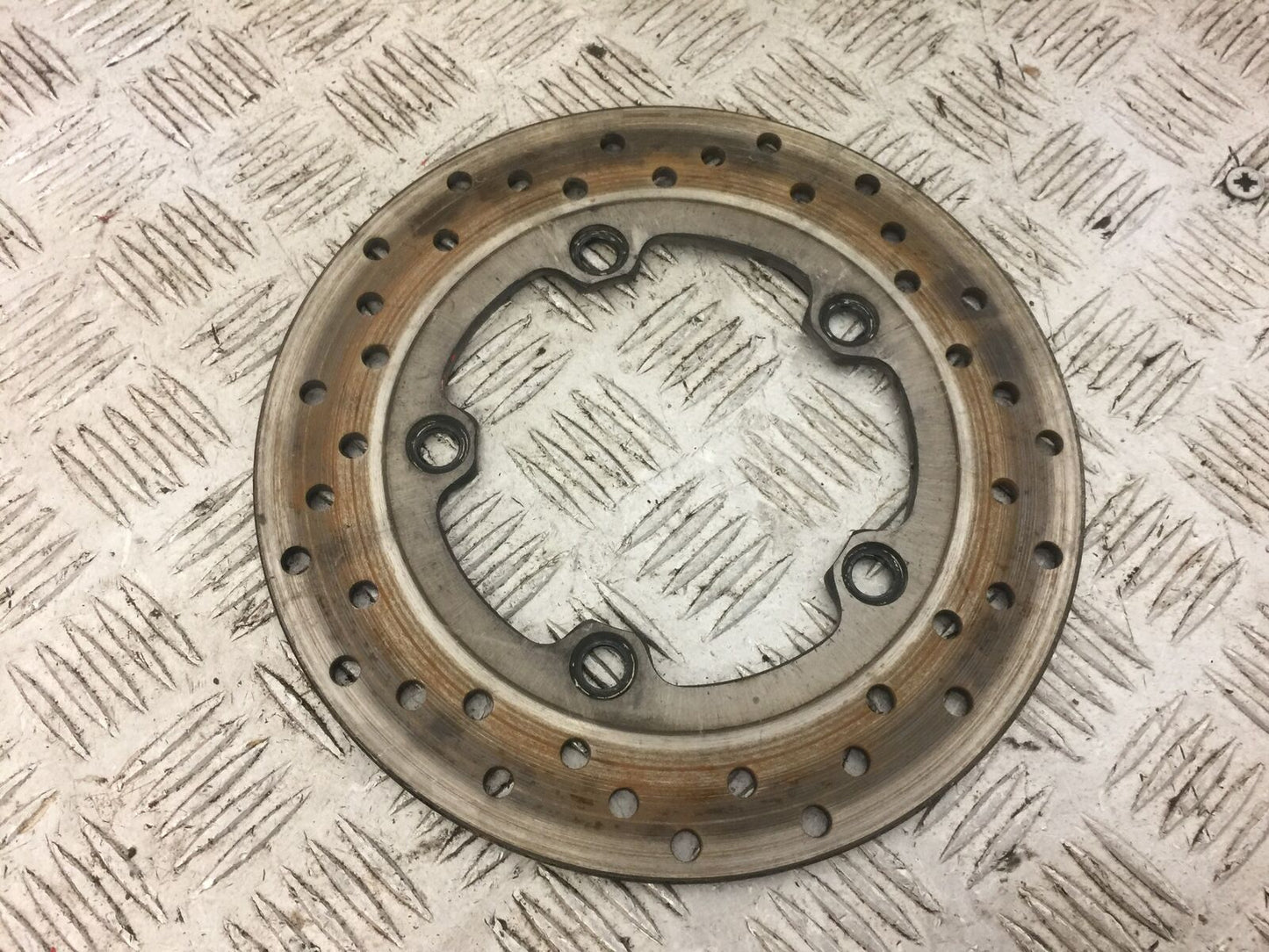 YAMAHA R6 5SL REAR BRAKE DISC YEAR 2004 (STOCK 666)