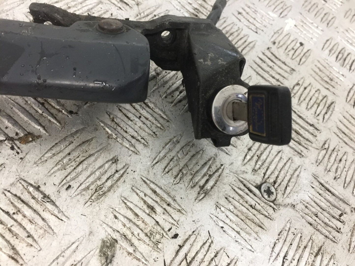 HONDA ST1100 PAN EUROPEAN SEAT LOCK AND KEY YEAR 1996-2001(STOCK 786)
