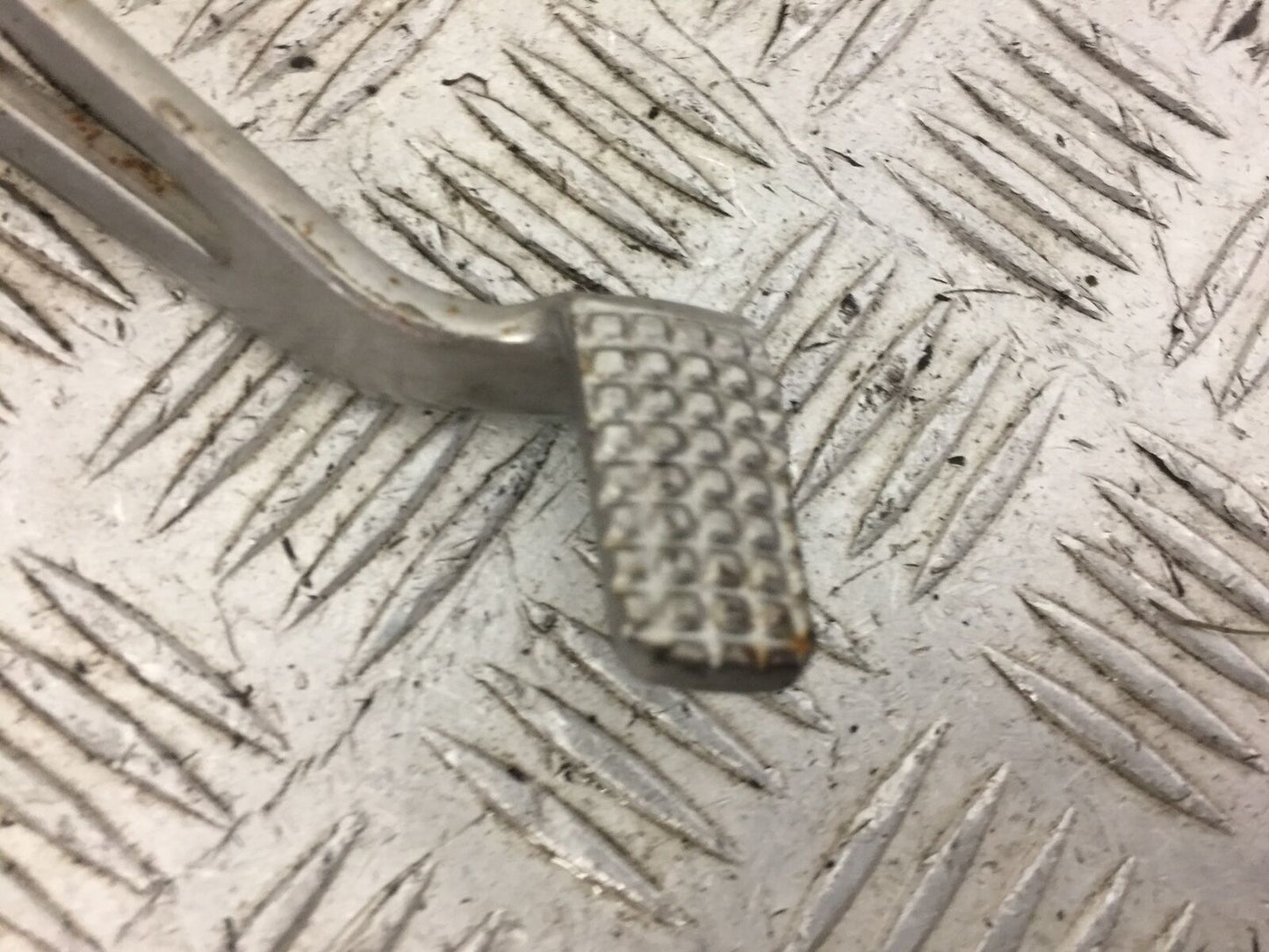 KAWASAKI Z1000 ZR1000 (ABS) REAR BRAKE PEDAL YEAR 2015 (STOCK 636)