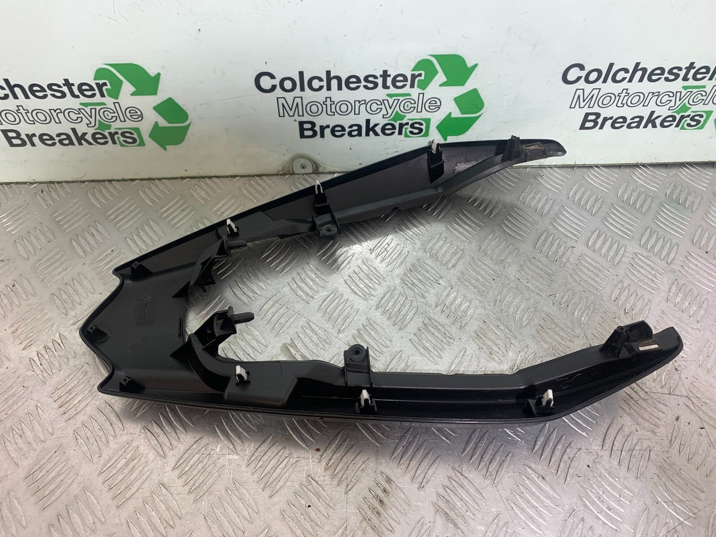 HONDA CBF125 CBF 125 TOP TAIL PIECE YEAR 2009-14 (CMB1172)