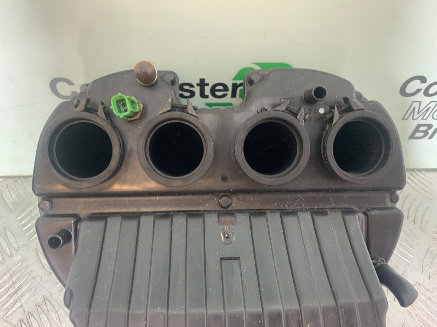 SUZUKI GSR600 GSR 600 AIRBOX 2006-2010 (CMB1177)