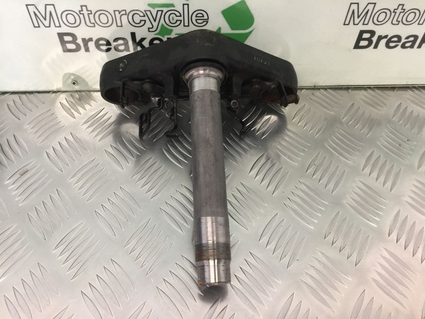 KAWASAKI VN 650 VULCAN BOTTOM YOKE YEAR 2017-2021 (STOCK 924)