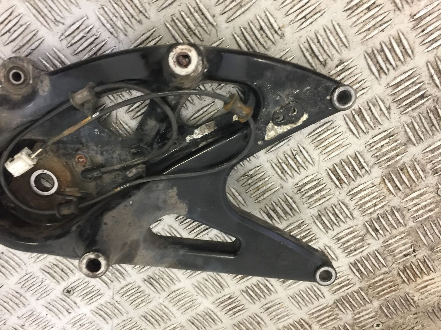 YAMAHA NMAX125 NMAX 125 EXHAUST BRACKET YEAR 2017 (STOCK 598)