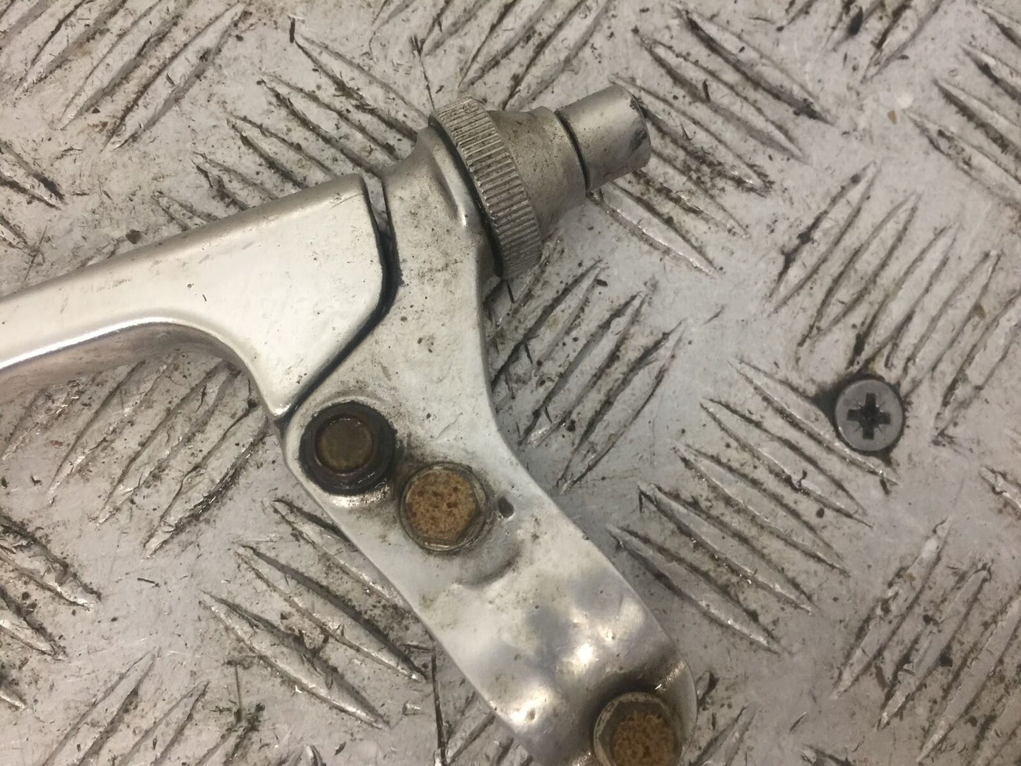YAMAHA YZF250 YZF 250 CLUTCH LEVER AND BRACKET YEAR 2004 (STOCK 792)