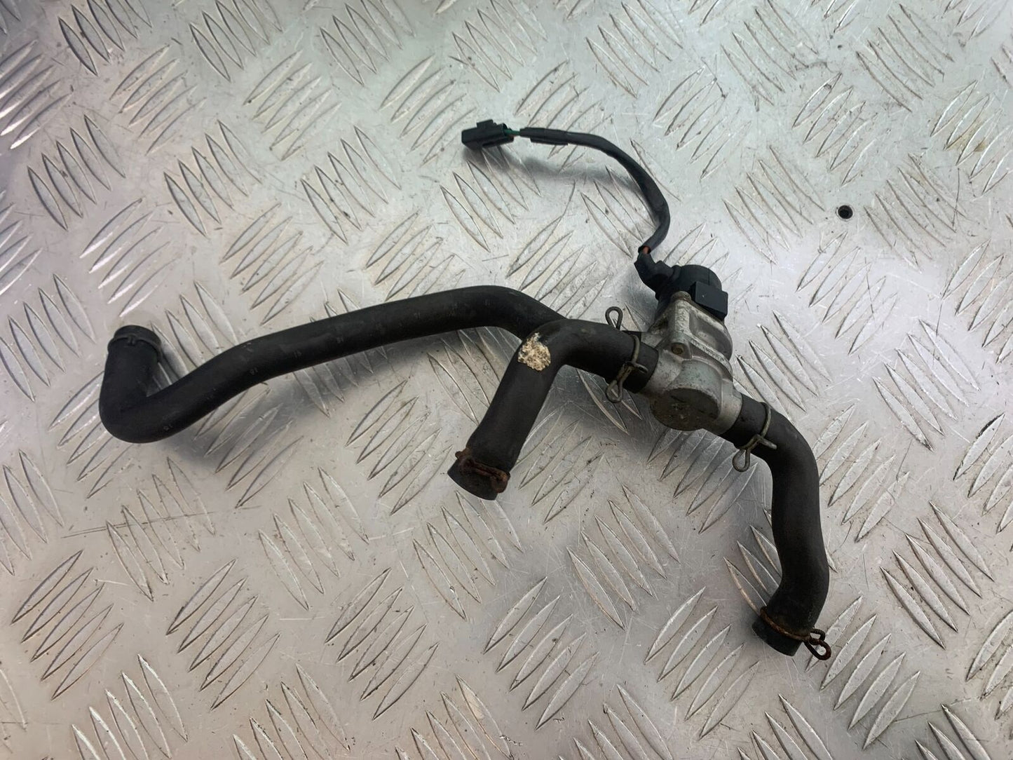HONDA CBR600 CBR 600 RR AIR VALVE YEAR 2003-2004 CMB1086)