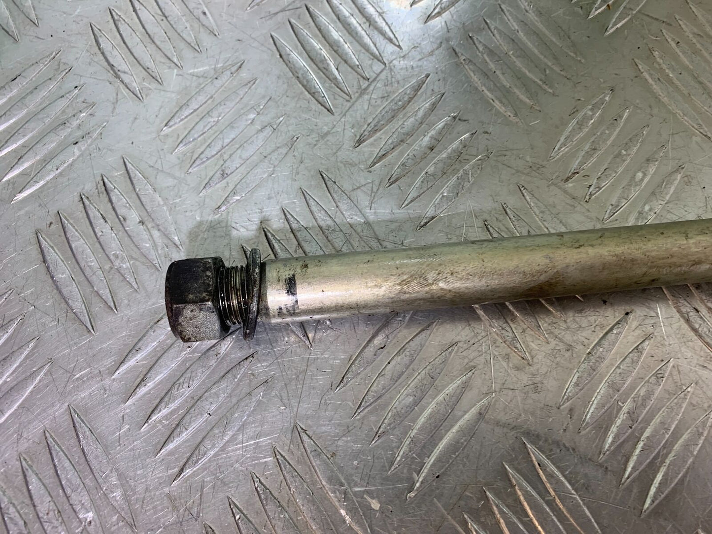 SUZUKI SV650 X SV 650 X SWINGARM SPINDLE YEAR 2018-2022 (CMB1081)