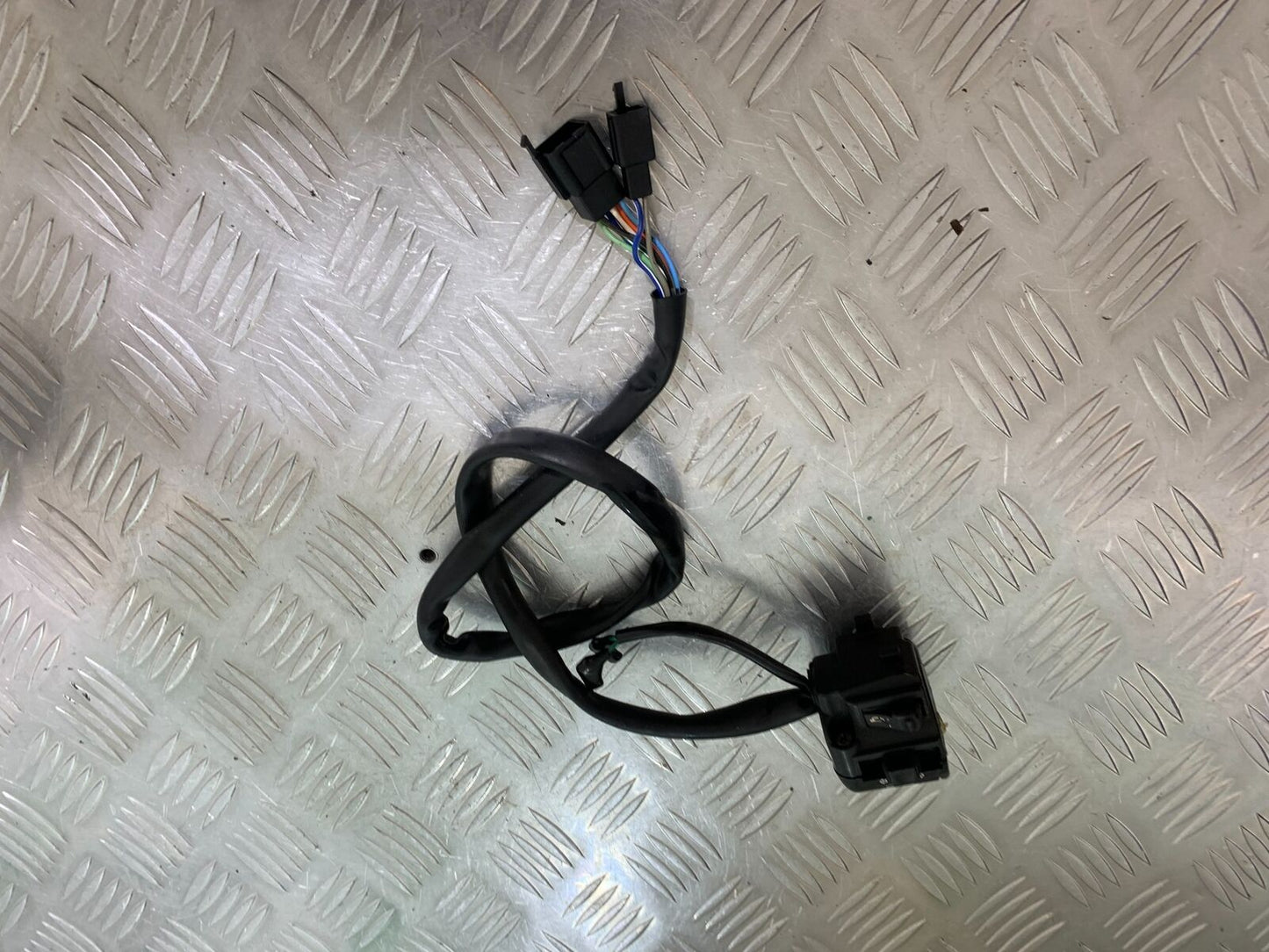 HONDA XL125 VARADERO LEFT SWITCH GEAR YEAR 2007-2013 (CMB1019)