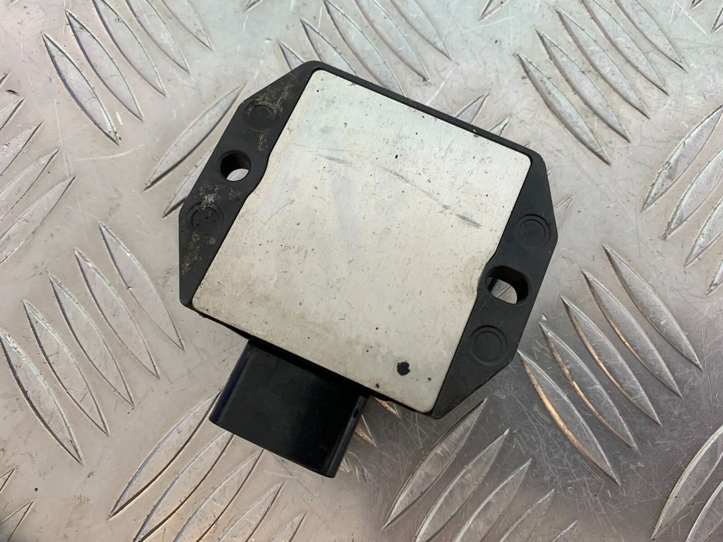 KTM 1290 SUPER DUKE REGULATOR YEAR 2014-2016 (CMB1006)